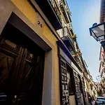 For You Rentals Elegante Y Colonial Apartamento Temporal En Malasana Mad28